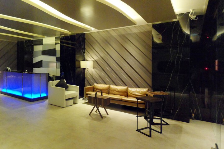 Hotel Interior 7 of 36