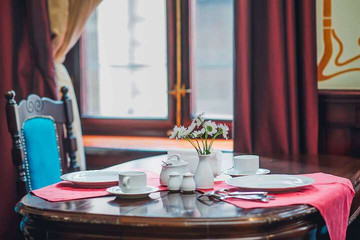 Dining 46 of 72