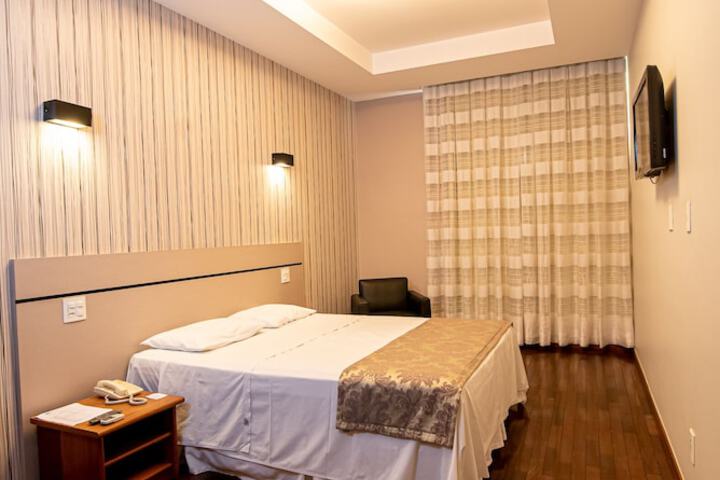Room 5 of 47