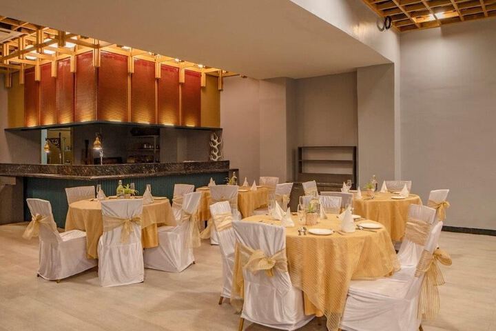 Ballroom/Hall 50 of 61