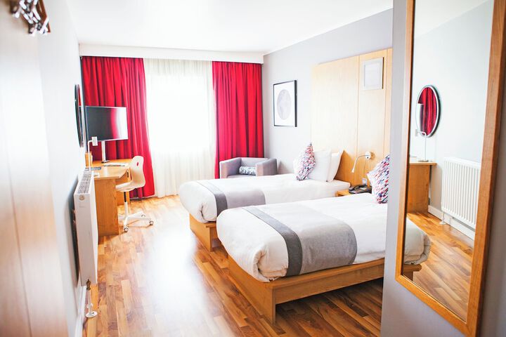 Room 7 of 46