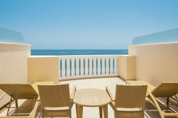 Terrace/Patio 163 of 165