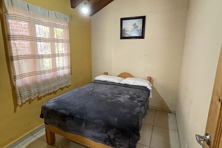 Room 9 of 116