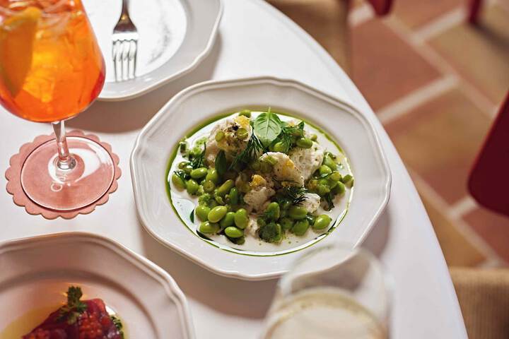 Dining 96 of 153