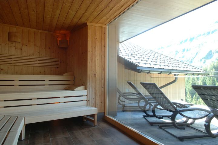 Spa 118 of 156