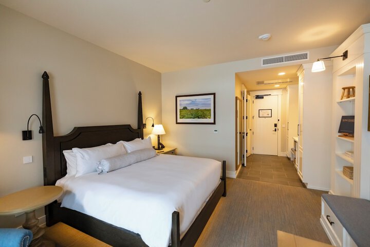 Room 34 of 68