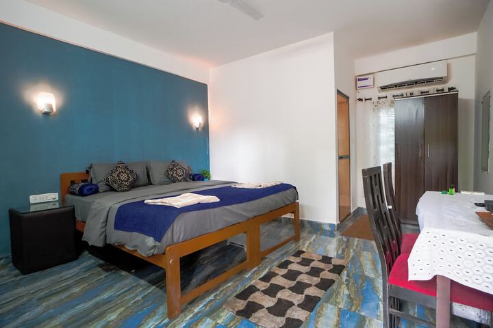 Room 6 of 46