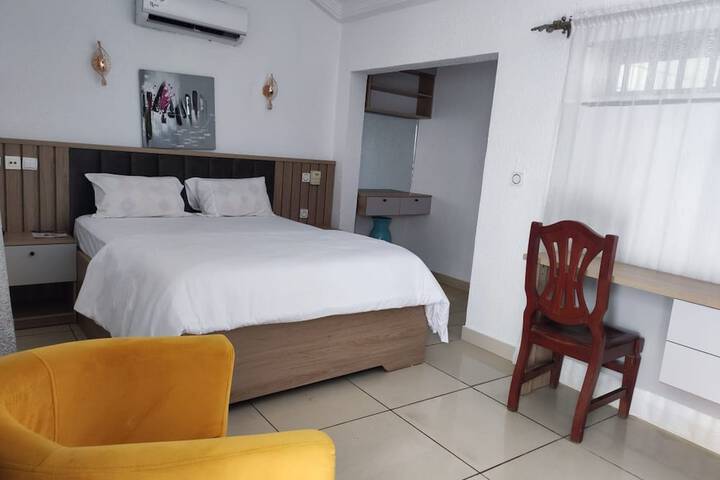 Room 30 of 156