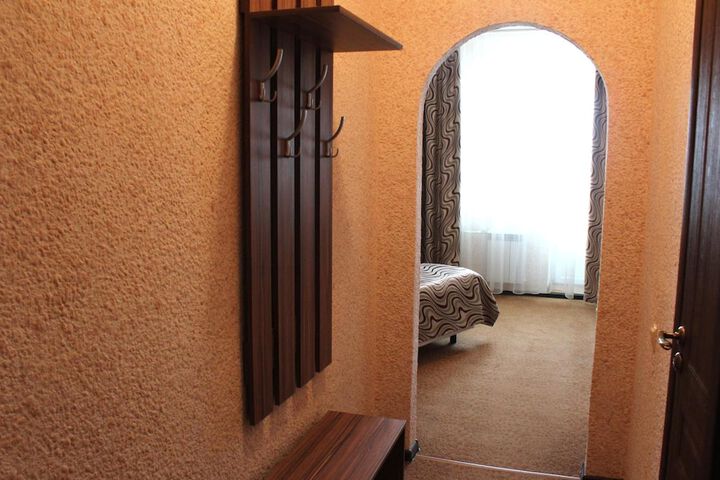 Room 17 of 40