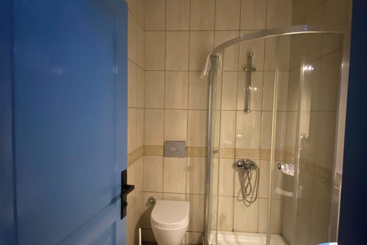 Room 36 of 48