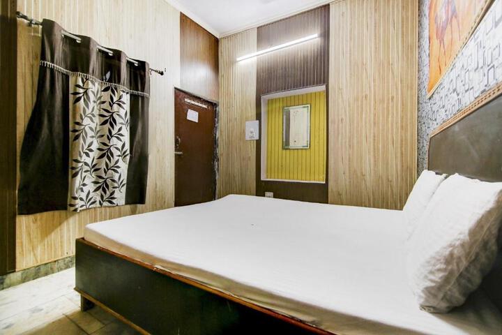 SPOT ON 81376 Relax Inn