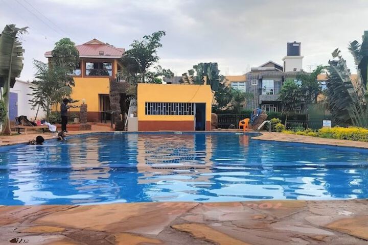 Pool 12 of 31