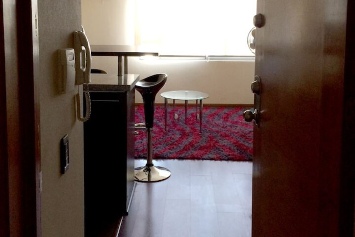 Room 5 of 36