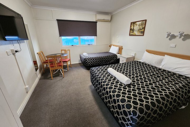 Room 39 of 144