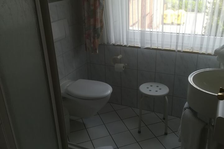 Room 38 of 67