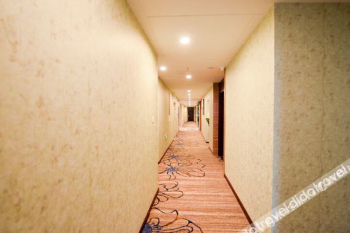 Hotel Interior 18 of 38