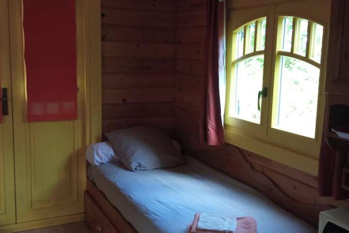Room 15 of 49