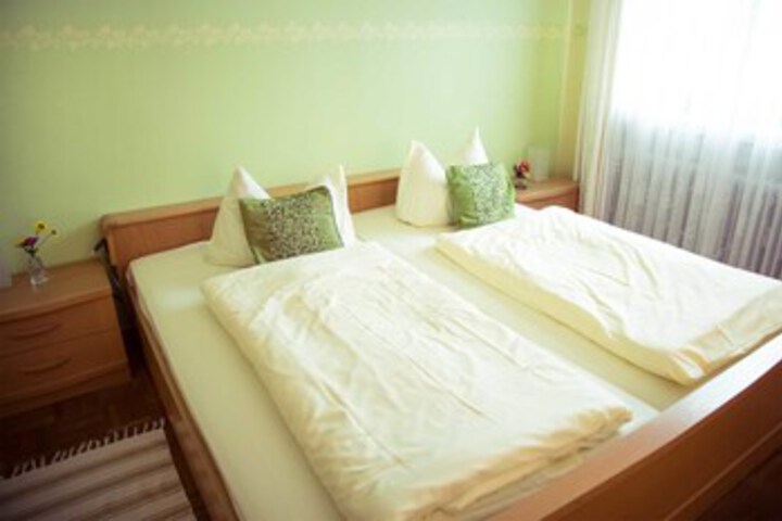 Room 10 of 15