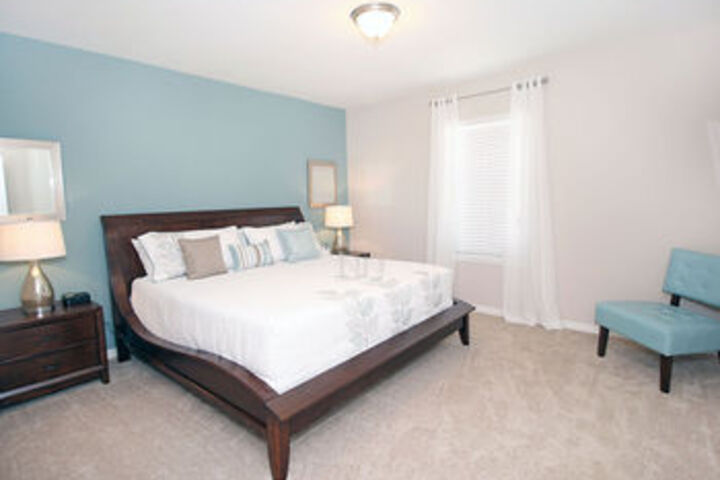 Room 173 of 687