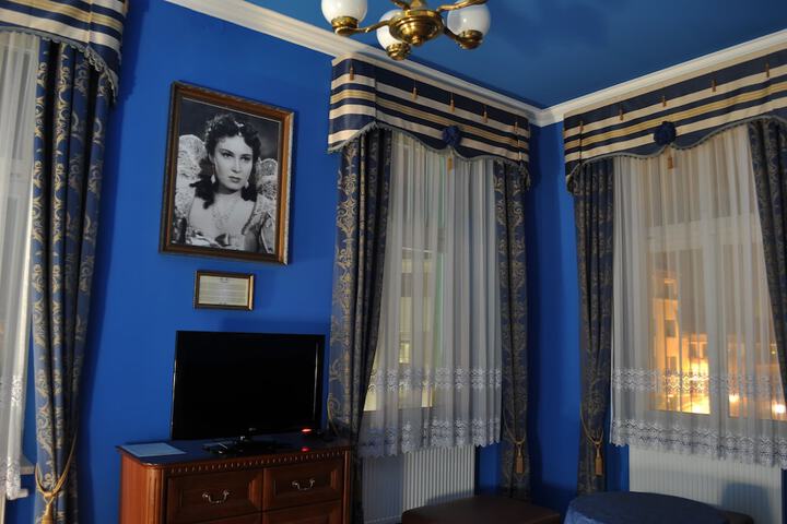 Room 29 of 55