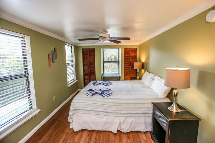 Room 6 of 31