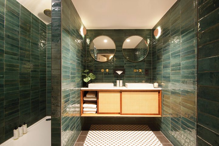 Bath Photo