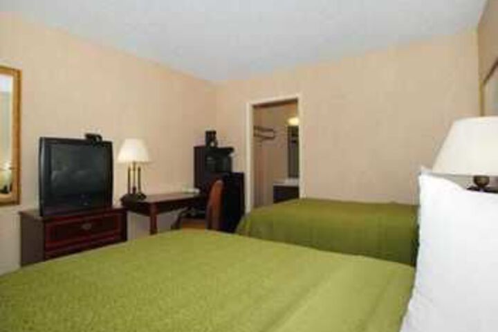 Room 17 of 26