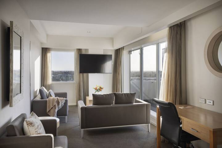 Room 5 of 39