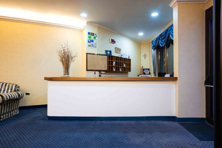 Hotel Interior 7 of 61