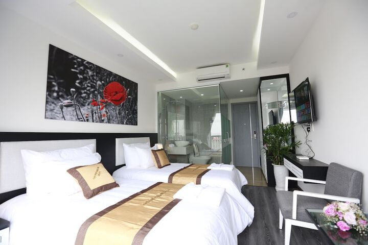 Room 12 of 79