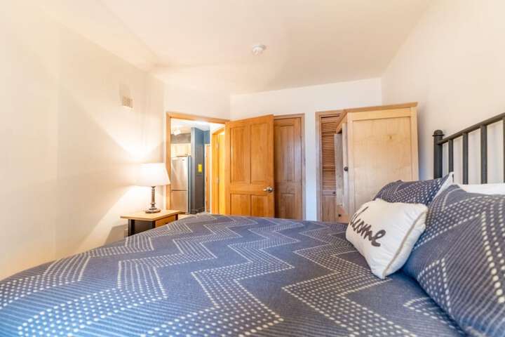 Room 34 of 172