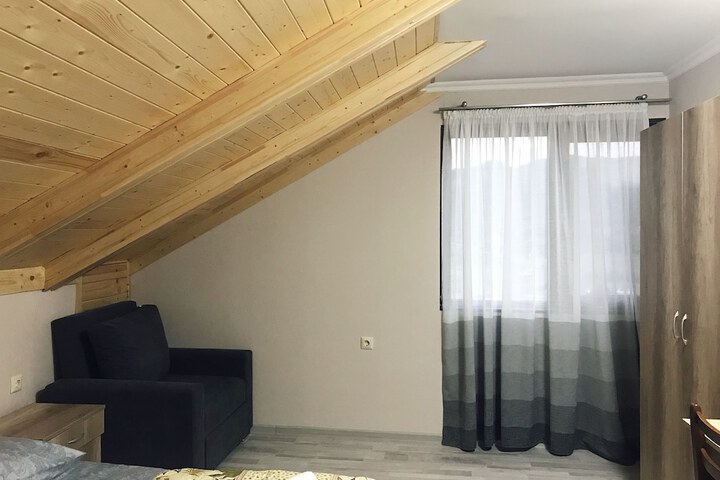Room 29 of 37