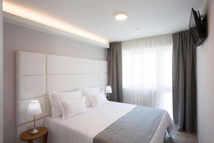 Room 22 of 66