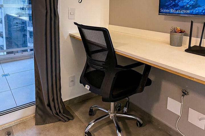 Business Center 30 of 58
