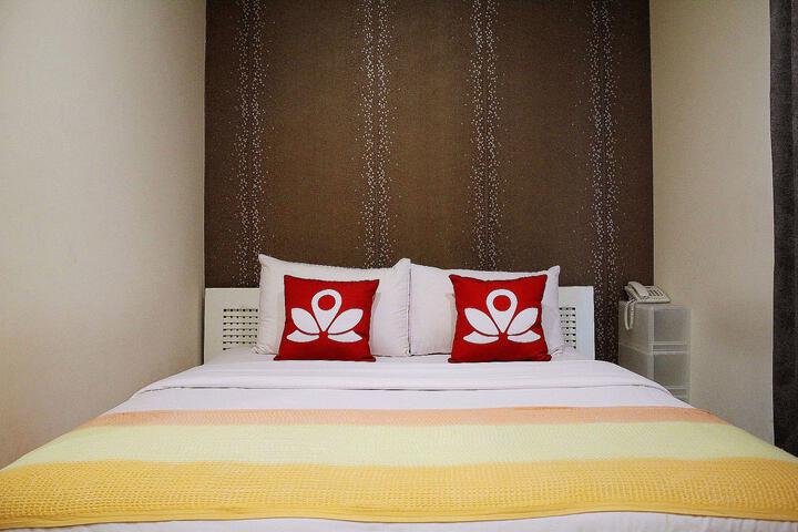ZEN Rooms Senopati Syariah