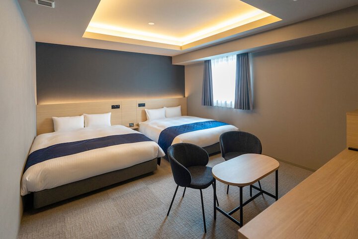 Room 8 of 29