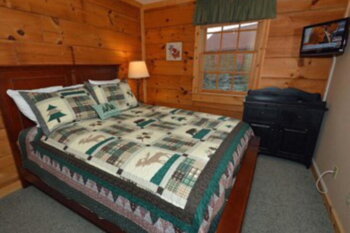 Room 11 of 24
