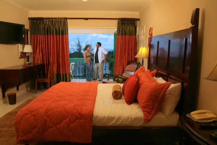 Room 18 of 71