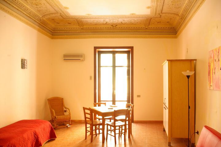 Room 3 of 36