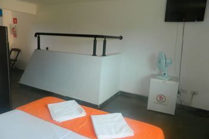 Room 49 of 90