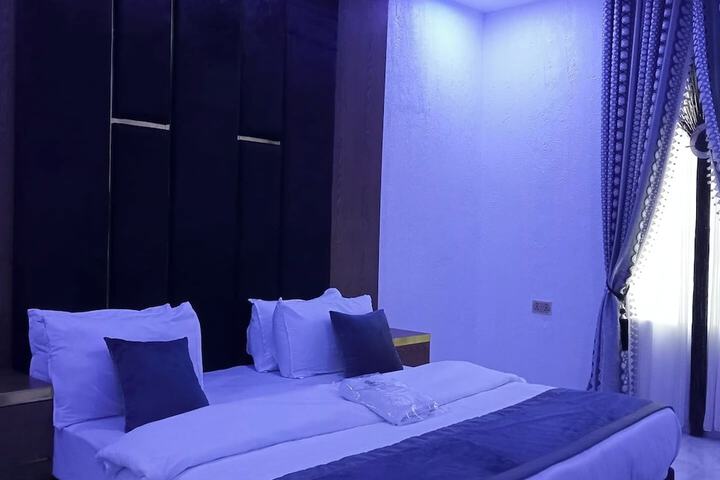 Room 8 of 64