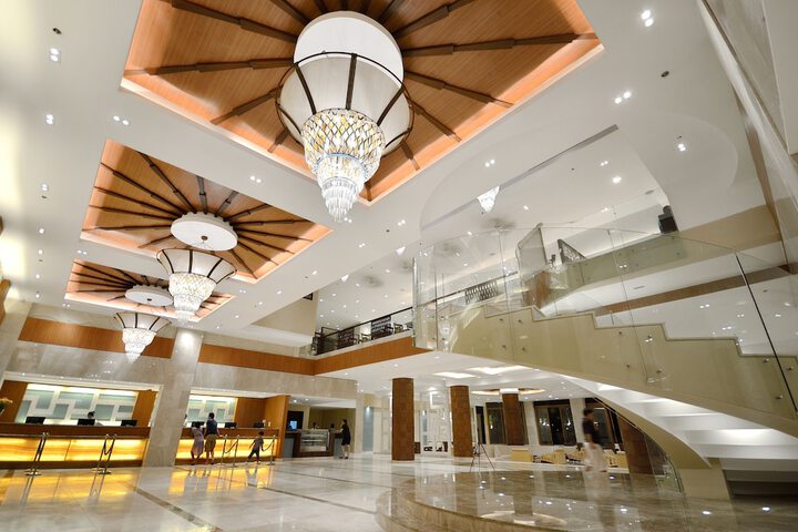 Hotel 5 of 99