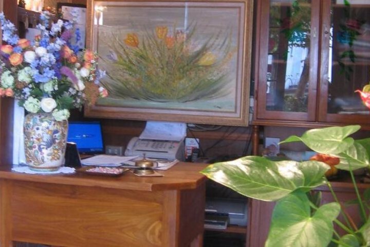 HOTEL PARADISO