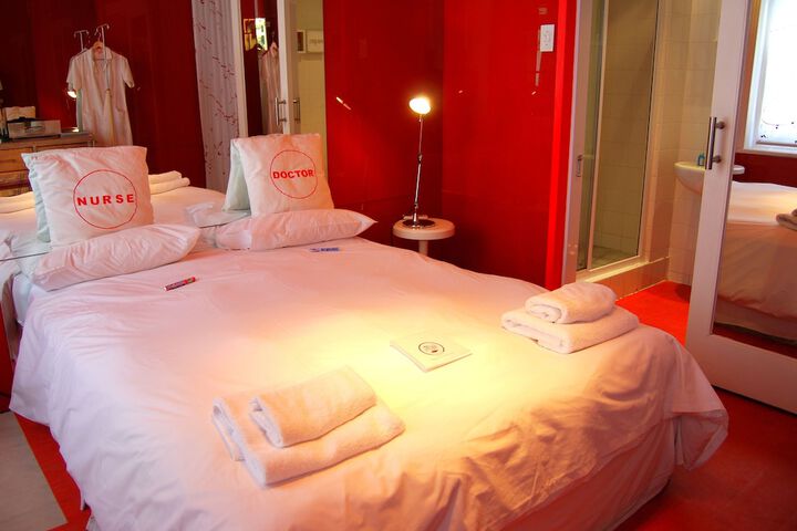 Room 8 of 48