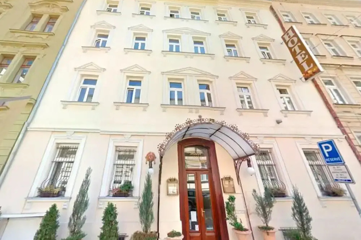 Hotel DiCarlo
