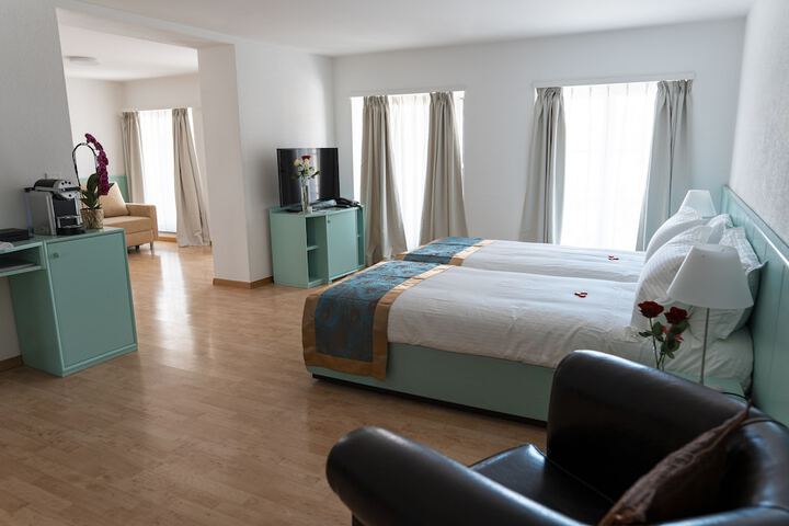 Room 8 of 51