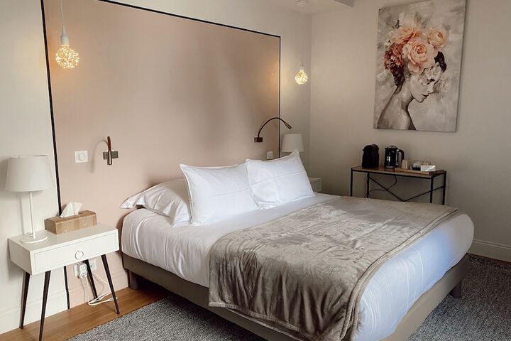 Room 4 of 50