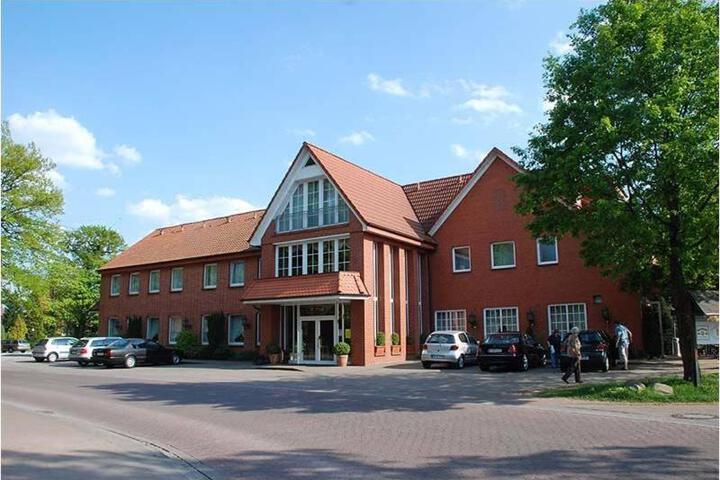 H Perl Hotel-Restaurant