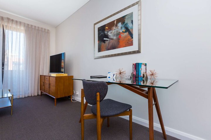 Room 12 of 41