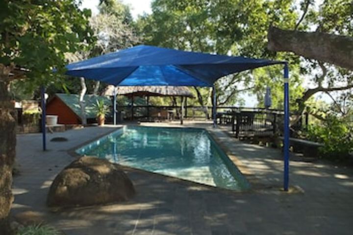 Pool 103 of 117